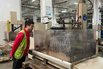 Wire cutting machine